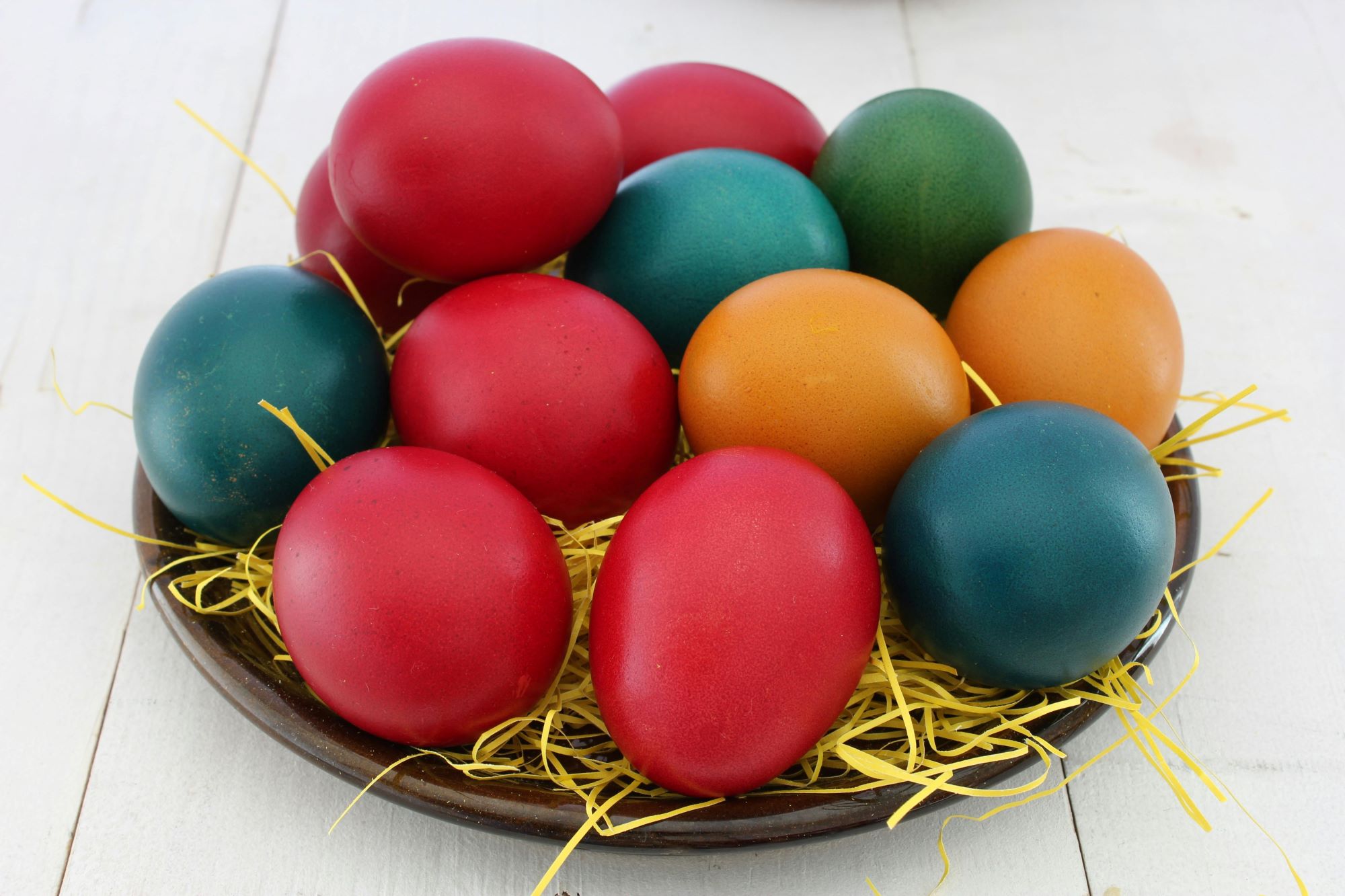 Easter eggs, czyli kolorowe pisanki.