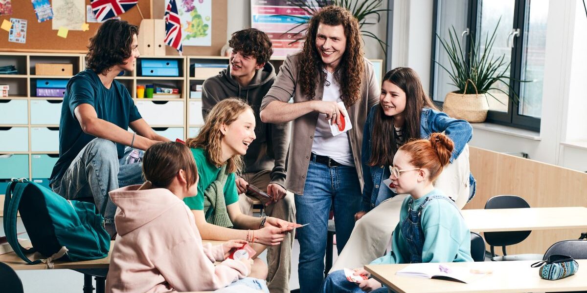 ósmoklasiście Early Stage z lektorem