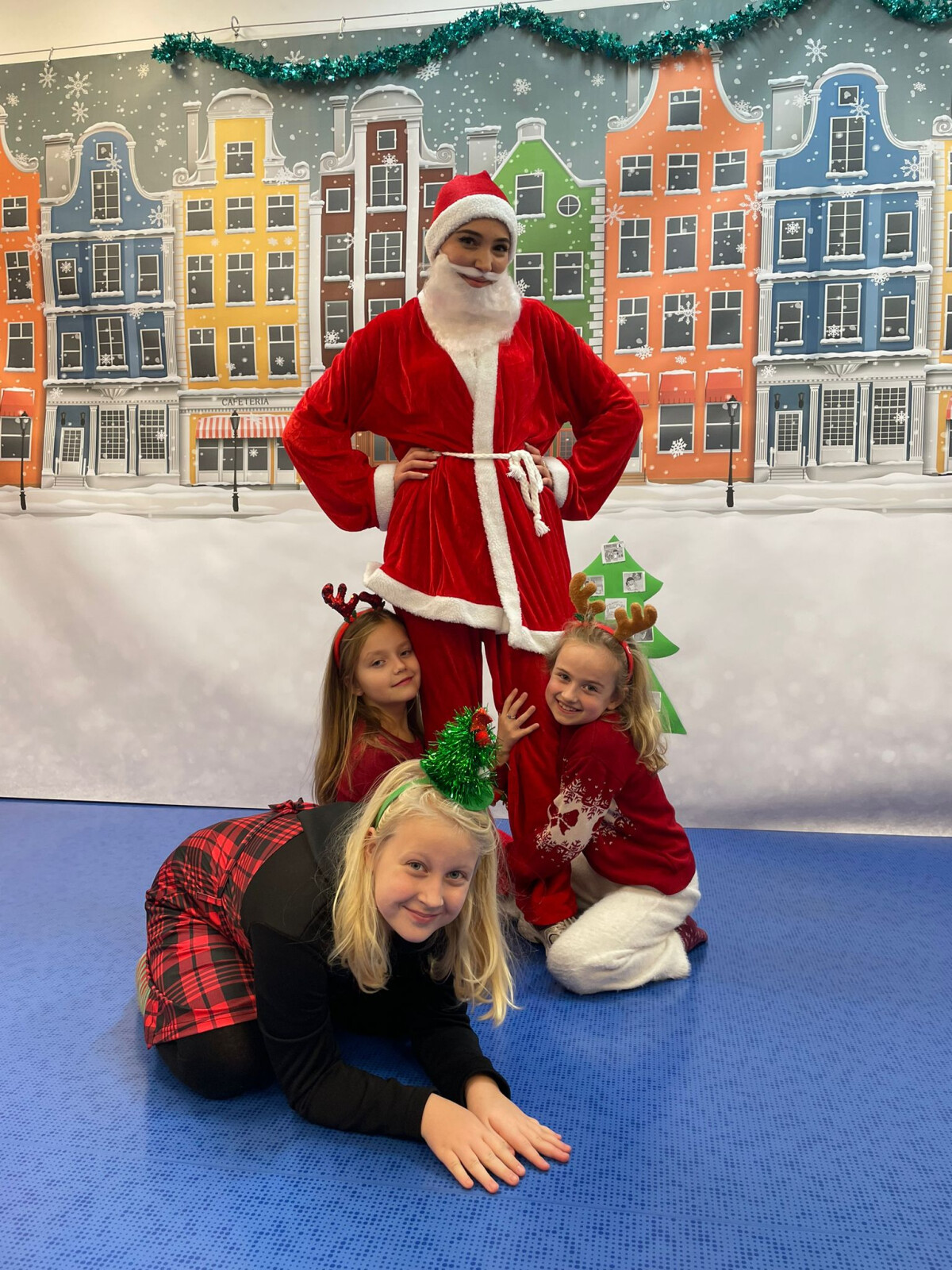 WhatsApp Image 2025-12-08 at 11.38.21.jpeg