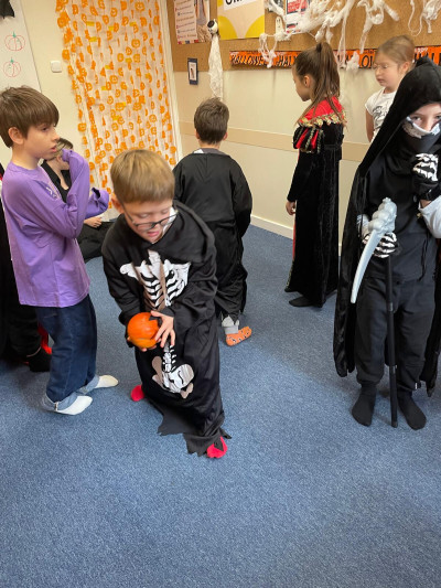 WhatsApp Image 2025-10-27 at 09.22.22 (2).jpeg