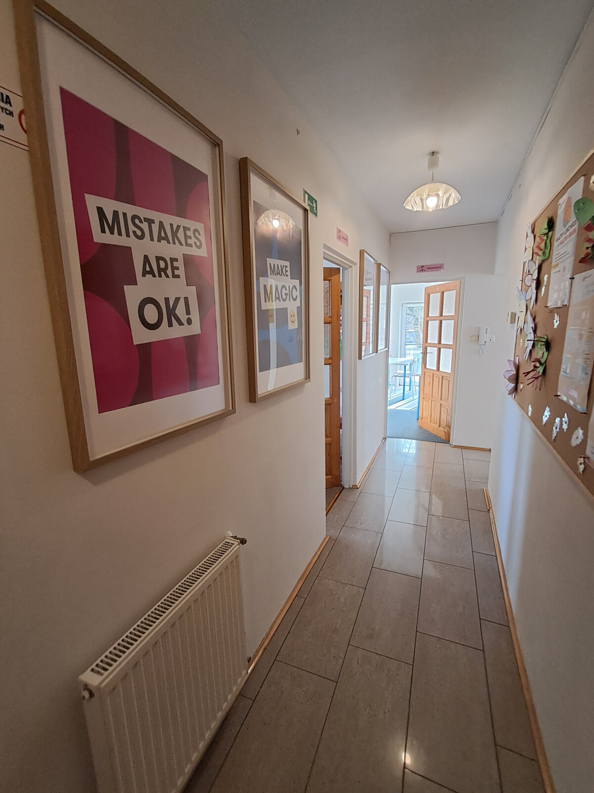 NIEPOŁOMICE KORYTARZ.jpg